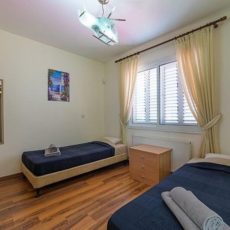 Villa Sunrise 11 Coral Bay Luaran gambar
